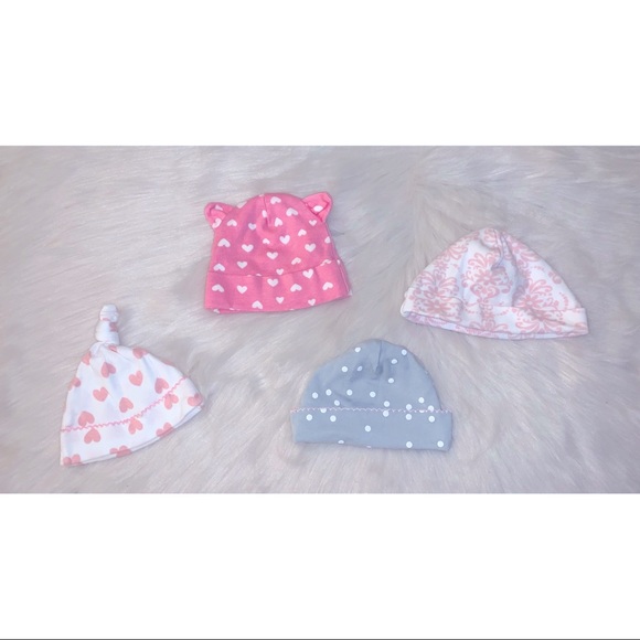 Gerber Other - Bundle Of Gerber&Carter’s Newborn-3M Pull On Hats